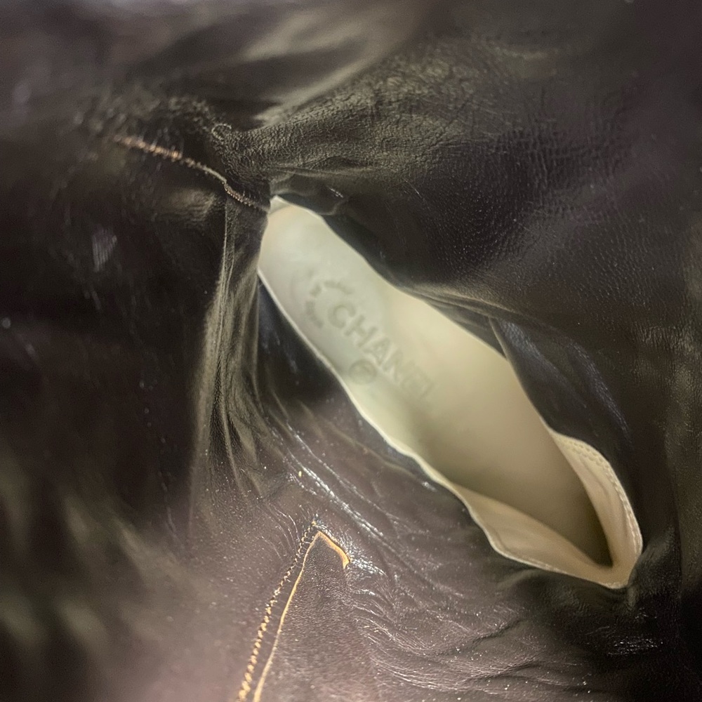 Chanel Engineer Boots with serial number - Picture 6 of 10